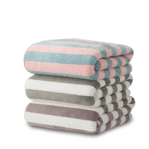 Absorbent Coral Fleece Bath Towel